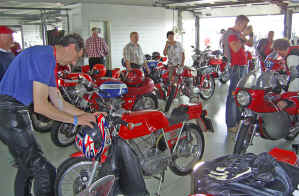 Hockenheim-2006-090.jpg (100042 Byte)