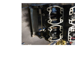 SUZUKI RG 500 Crankcase crankshafts pilot shaft and other spare parts