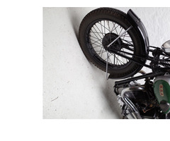 1937 BSA M22 Sports. Twin port head w. upswept exhaust pipes - 4