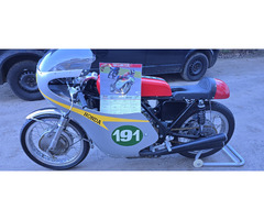 Honda RC174  Luigi Taveri Replica