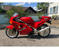 2 x Ducati