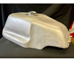 Handgefertigte ALUMINIUM Benzintank - 2