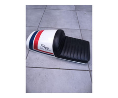 Slippery Sam T150 T160 seat Triumph