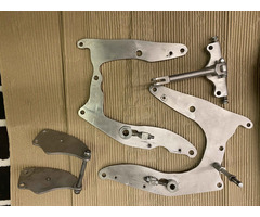 Norton Commando Motorhalteplatten & Primaerdeckel Alu