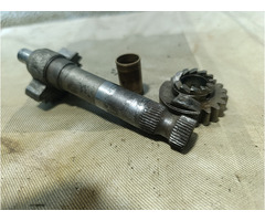Ducati starter shaft and pinion 125 175 200 250 - 6