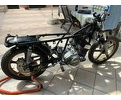 Kawasaki H2 750 Mach IV Rahmen mit Schwinge / Räder