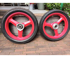 for sale NOS BMW PVM 18 inch aluminium wheels