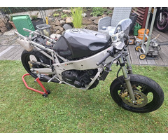 YAMAHA FZR 400 - 3BF - 4