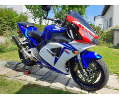CBR 900 RR /954 SC50 in HRC Farben