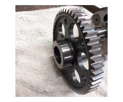 Suzuki RGB500  crankshaft - 3