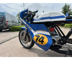 Suzuki T500 Racer – Klassischer Zweitakt mit Rennsport-DNA - 3