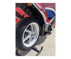 Honda RC30 „Die Legende“ - 4