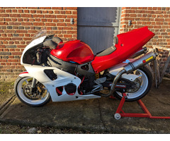Honda CBR900 SC33 Race-Track Bike