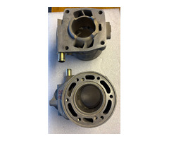 2x Honda RS250R / NF5 – Rennzylinder – NEU / NOS – HRC