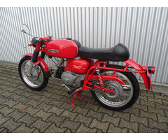 Aermacchi Ala Verde 250 - 2