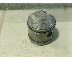 New piston Ducati 200 TS