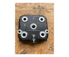 Suzuki RG 500  MK 1-6 Zylinderkopf, mit neuer Einsatzkokille