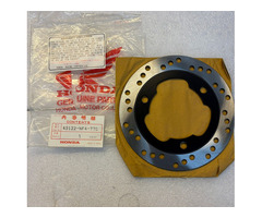 Original Honda RS Hintere Bremsscheibe – HRC Genuine – Neu / NOS – 43122-NF4-770