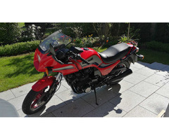 Kawasaki GPZ 1100,  Bj. 1984 mit Meilen-Tachometer