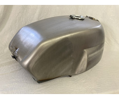 Moto Guzzi Le Mans 1, Tank neu, Rohtank, geölt - 2