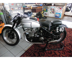 Triumph Kleinserienrennmaschine  T100 GP Square Barrel ( Replika )