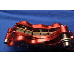 Behringer 6-Kolben Bremszangen - 5