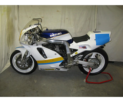Suzuki GSXR epoca - 2