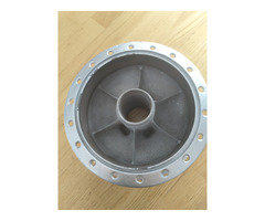 Honda CR93 magnesium hub