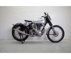 Norton 500T. Rare trials model. Matching numbers and impeccable condition.