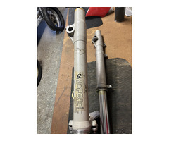 Wanted Forcella or Marzocchi 41,7mm Fork
