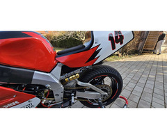 Yamaha YZF 750 - 5