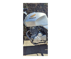 Honda XBR Classic Racer - 4