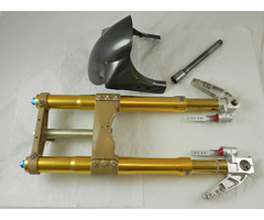 996R Ohlins FG8750 SBK Forks and Wide Track Magnesium Yokes and Mudguard Spindle