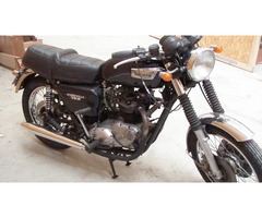 TRIUMPH BONNEVILLE T140 Bj.79 - 2