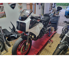Yamaha FZ 750