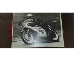 Schwarz -weiß Fotos von früheren Rennfahrer. - 3