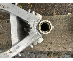 Rahmen und Tank von Honda RS 250 NF5 1987 - 3