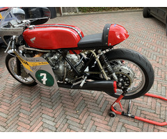 HONDA CBX1000 6 CYLINDER RACER.
