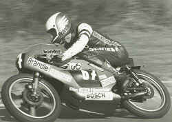 http://www.classic-motorrad.de/db/Braendle/Bender-78-WM-Nordschleife.jpg (25627 Byte)