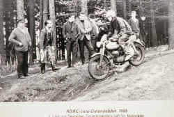 1-Enduro-1965.jpg (32672 Byte)