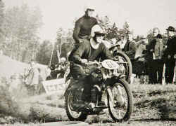 1-Moto-Cross-1966.jpg (60227 Byte)