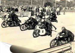 http://www.classic-motorrad.de/db/Eberhard-Jaster/salzburg2.jpg (51689 Byte)