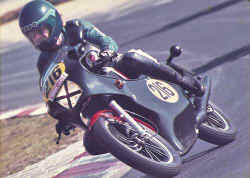 http://www.classic-motorrad.de/db/Frohnmeyer/yamaha-250lc.jpg (24118 Byte)