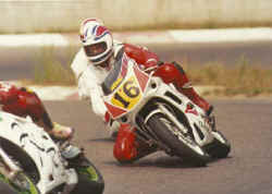 http://www.classic-motorrad.de/db/Hiller-R/R-Hiller-Moto-Aktiv-1991-we.jpg (25757 Byte)