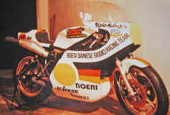 http://www.classic-motorrad.de/db/Hoffmann/Suzuki-RGB500-MK1.jpg (26298 Byte)