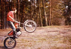 http://www.classic-motorrad.de/db/Scheibe/Trial 03.jpg (60297 Byte)