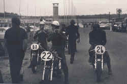 1970-22lahfeld-51zettel-26-.jpg (89408 Byte)