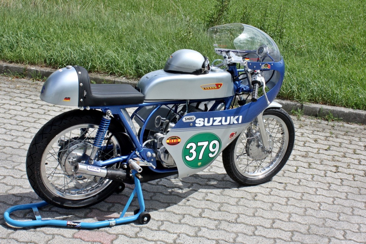 SUZUKI TR-250