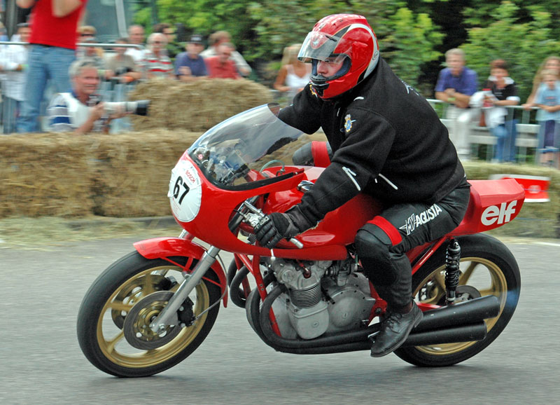 Matthias Schumacher - MV Agusta 750 Corsa
