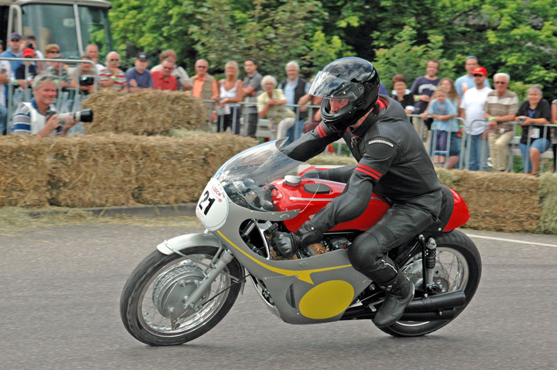 Mathias Drüppel - Honda RC 181 Replika
